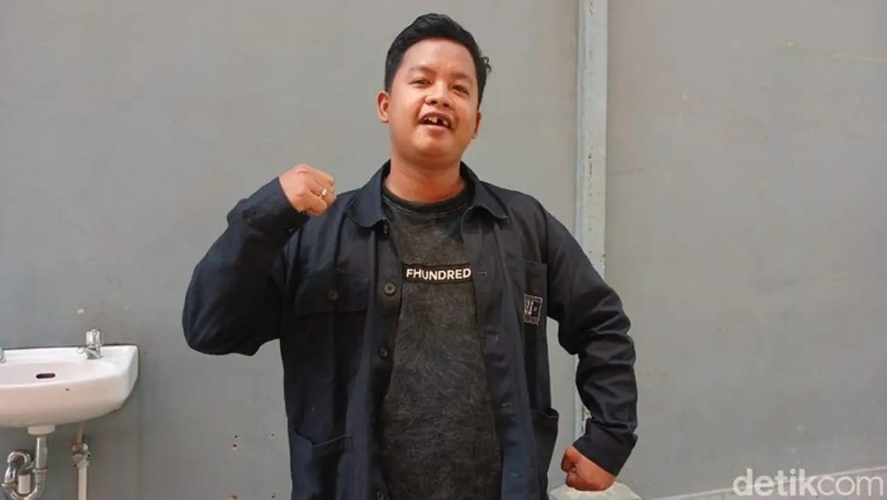 Dustin Tiffani Ditemui Di Jalan Kapten P Tendean, Jakarta Selatan, Jumat (9/1/2026). Foto: Febryantino/detikcom