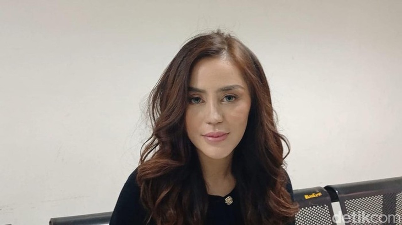 Safa Marwah Bantah Keterkaitan dengan Ridwan Kamil, Tegaskan Tak Takut KPK