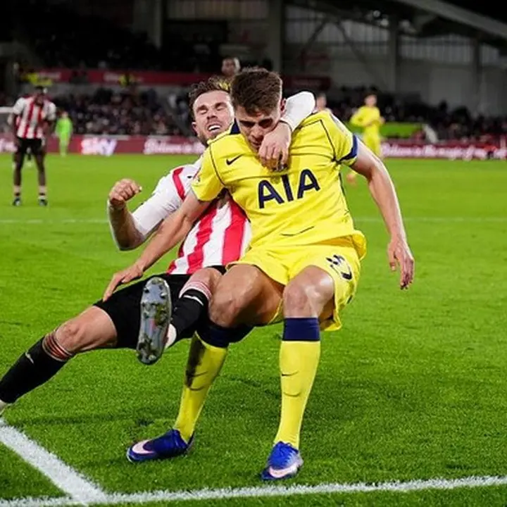 Brentford vs Tottenham Hotspur Berakhir Imbang Tanpa Gol di Liga Inggris