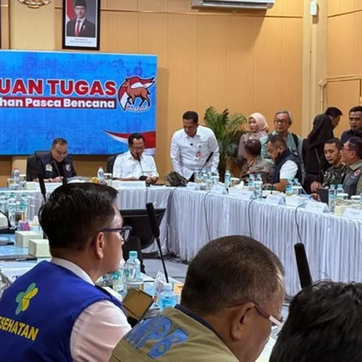 Mensos Gus Ipul Siapkan Rp 600 M Bansos Kebencanaan, Kebutuhan Mendesak Capai Rp 2 Triliun