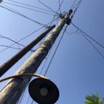 Misteri Tiang Listrik Dipukul Tengah Malam: Tanda Jam hingga Bangunkan Pedagang