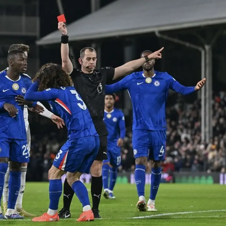 Chelsea Kena 7 Kartu Merah, Manajer Baru Liam Rosenior Tak Khawatirkan Passion Pemain