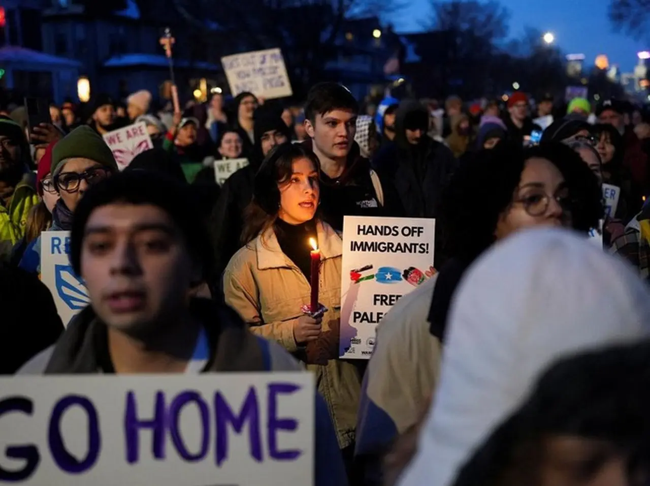 Suasana Duka Menyelimuti Warga Minneapolis Setelah Tragedi Penembakan (foto: Reuters/tim Evans)