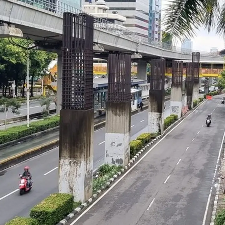 Tiang Monorel Mangkrak Dibongkar, Warga Jaksel Dambakan Wajah Baru Jalan Rasuna Said