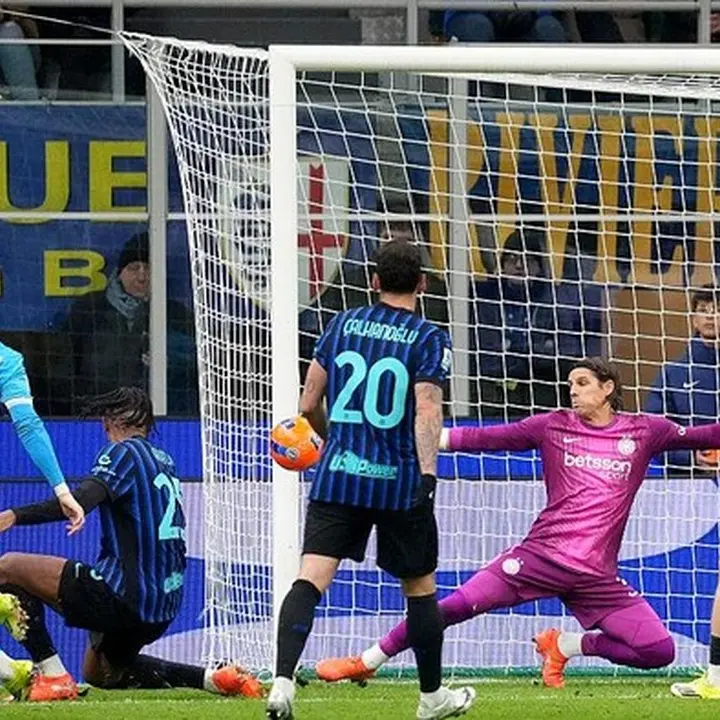 Klasemen Serie A: Inter Milan Bertahan di Puncak Usai Drama Imbang 2-2 Melawan Napoli