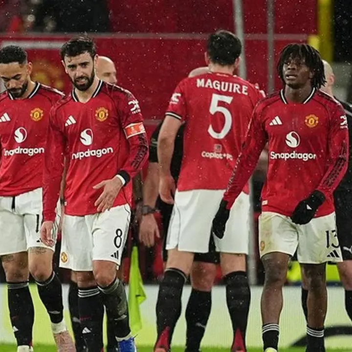 Manchester United Tersingkir di Piala FA, Hampir Pasti Tanpa Gelar Musim Ini