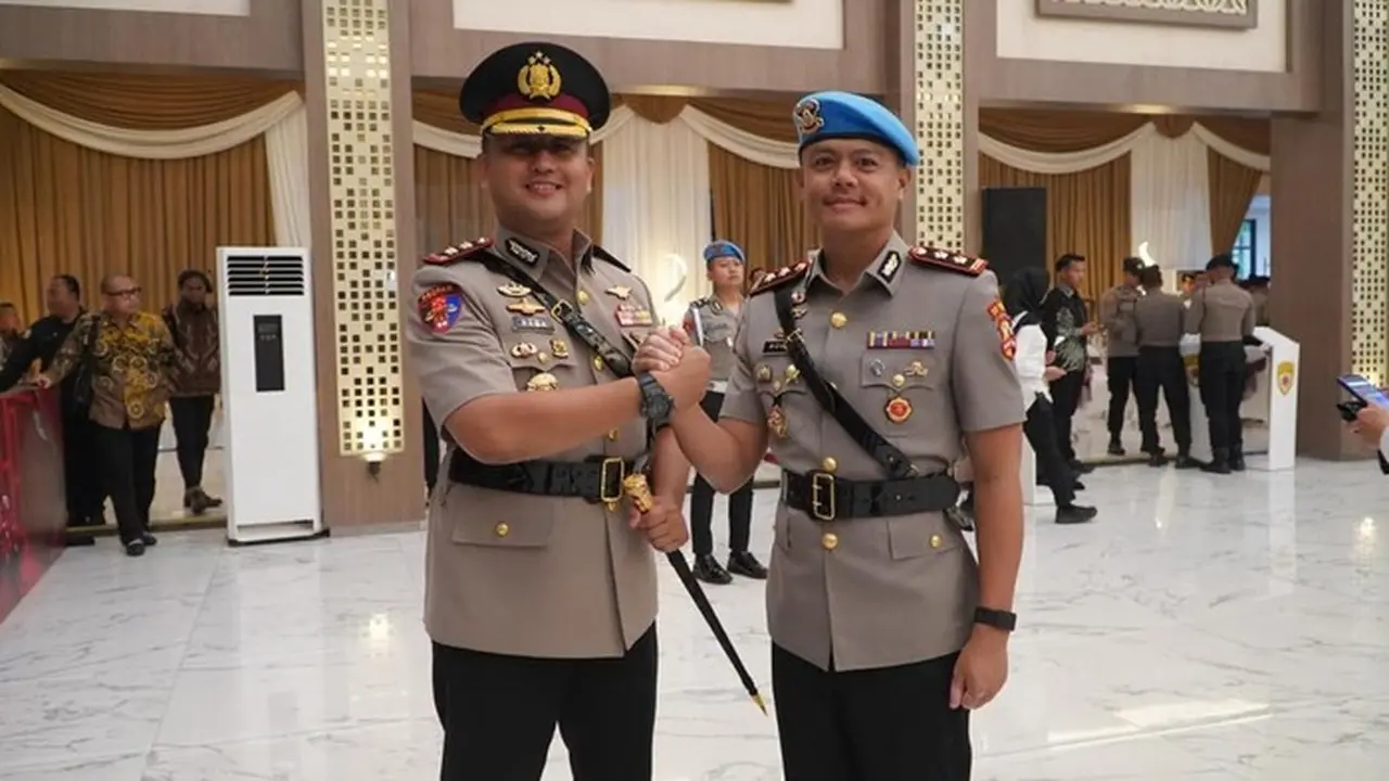 Akbp Ramadhan Nasution Kini Menduduki Kursi Kapolres Gresik, Menggantikan Pejabat Sebelumnya Akbp Rovan Richard Mahenu. (foto: Dok. Istimewa)