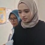 Inara Rusli Cabut Laporan Penipuan, Pengacara Sebut Ada Peran Buya Yahya