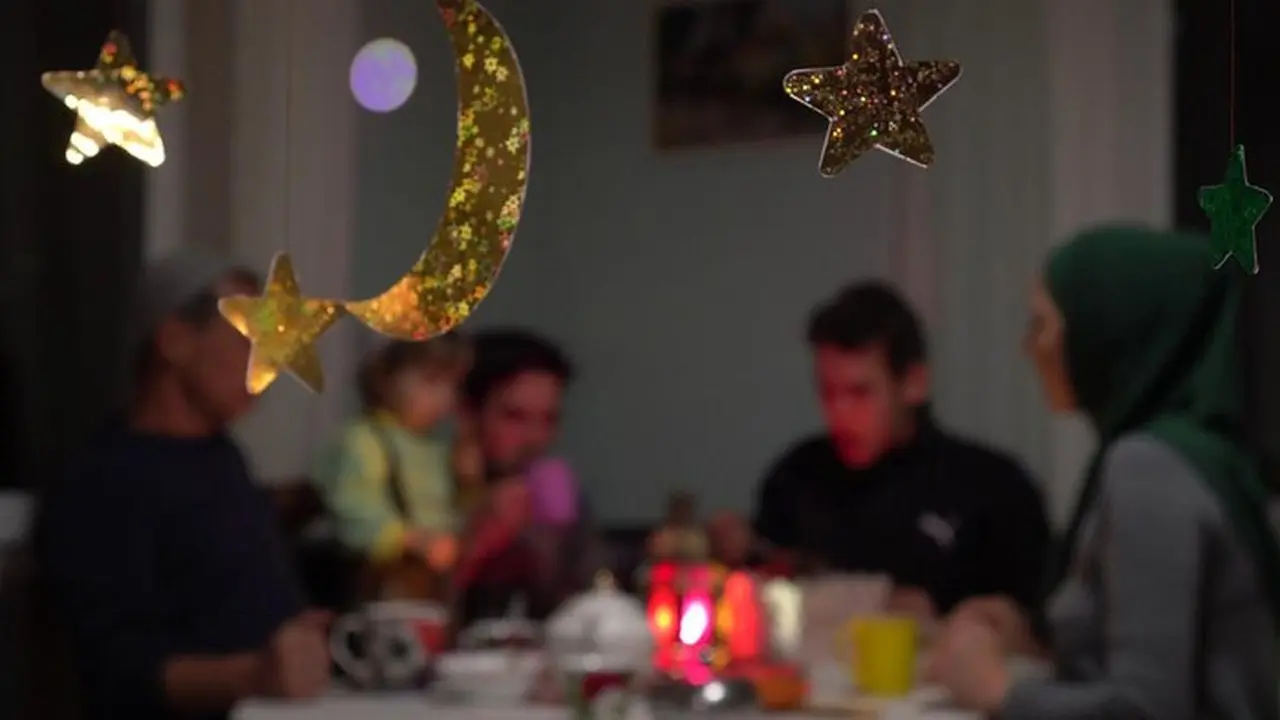 Ilustrasi Sahur (foto: Shutterstock/)