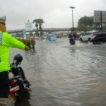 Banjir di Kawasan Bandara Soekarno-Hatta Akibatkan Kemacetan Parah