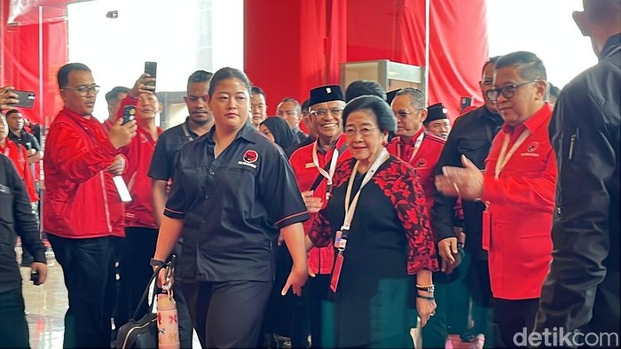 Megawati Hadiri Penutupan Rakernas PDIP di Ancol Didampingi Cucu Puan Maharani