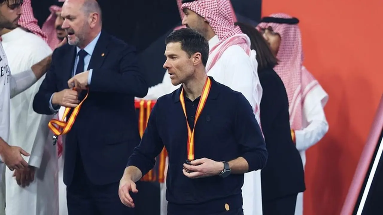 Xabi Alonso Meminta Real Madrid Lekas Move On Dari Kekalahan Di Piala Super Spanyol (foto: Getty Images/yasser Bakhsh)