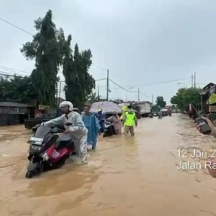 Banjir dan Longsor Kudus Renggut 3 Nyawa, Termasuk Balita Tertutup Lumpur