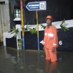 Banjir Jakarta Malam Ini: 59 RT dan 30 Ruas Jalan Masih Terendam Akibat Hujan Tinggi