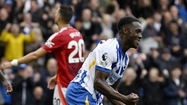 Danny Welbeck Jadi Momok MU, Brighton Hempaskan Setan Merah di Piala FA Danny Welbeck Jadi Momok MU, Brighton Hempaskan Setan Merah di Piala FA