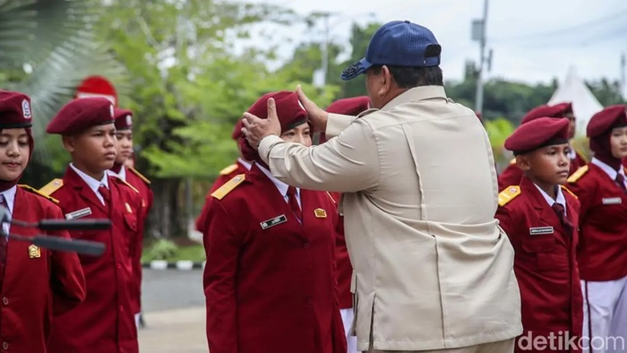 Presiden Prabowo Subianto Saat Peresmian 166 Sekolah Rakyat Di Sekolah Rakyat Terpadu (srt) 9 Balai Besar Pendidikan Dan Pelatihan Kesejahteraan Sosial (bbppks), Banjarbaru, Kalimantan Selatan. (foto: Pradita Utama/detikfoto)