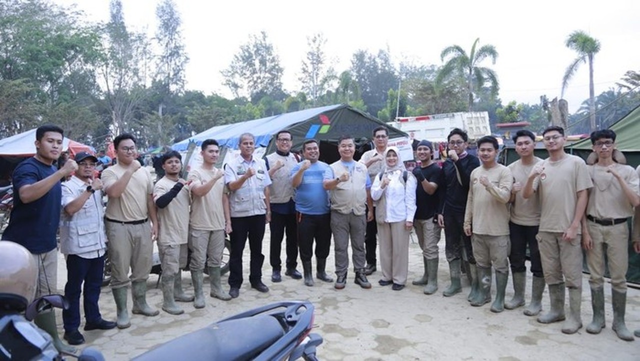 Dirjen Dukcapil Berikan Bantuan Sarpras Pemulihan Layanan Adminduk di Aceh Tamiang dan Langsa