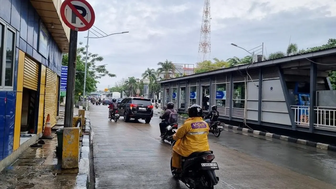 Foto: Jalan Gunung Sahari Jakpus Sempat Tergenang Air, Kini Sudah Surut (taufiq/detikcom)