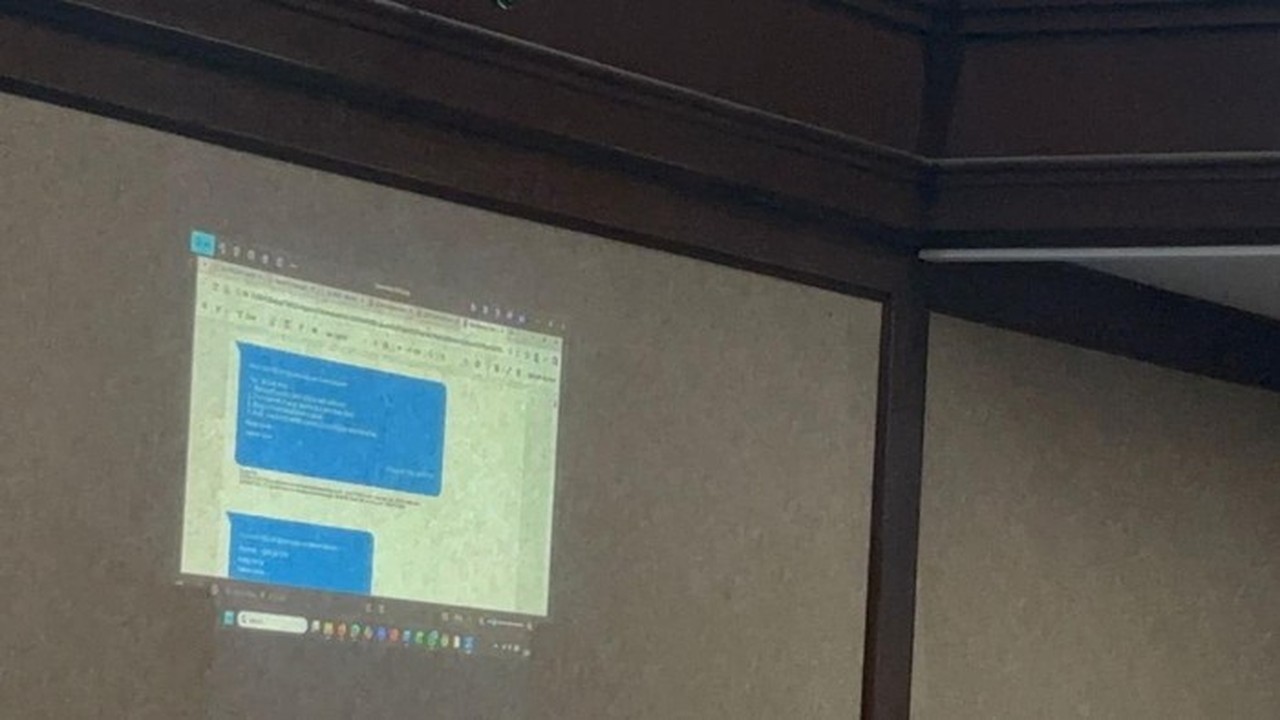 Jaksa Ungkap Chat WhatsApp Nadiem Makarim Sebelum Jadi Menteri: ‘Ngeri Bahasanya’ Jaksa Ungkap Chat WhatsApp Nadiem Makarim Sebelum Jadi Menteri: ‘Ngeri Bahasanya’