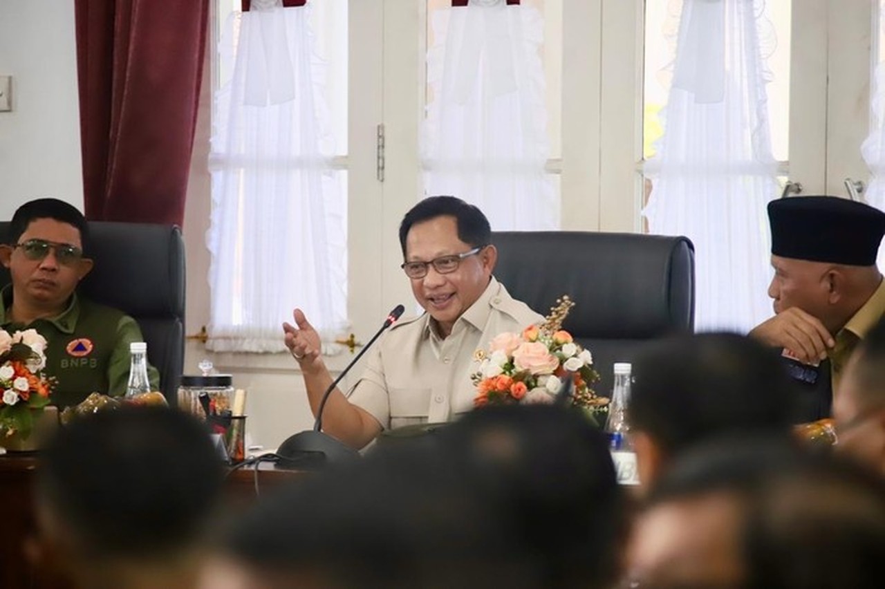 Mendagri Tito Karnavian Perkuat Strategi Percepatan Rehabilitasi Pascabencana Sumatera Barat