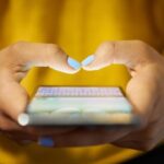 Aksi Nekat Dua Bocah Perempuan Coba Hentikan Kereta di Sidoarjo, Viral di Media Sosial