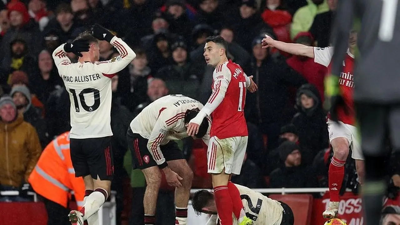 Liverpool Lagi Dilanda Krisis, Tapi Tidak Bakal Belanja Pemain. (getty Images/catherine Ivill Ama)