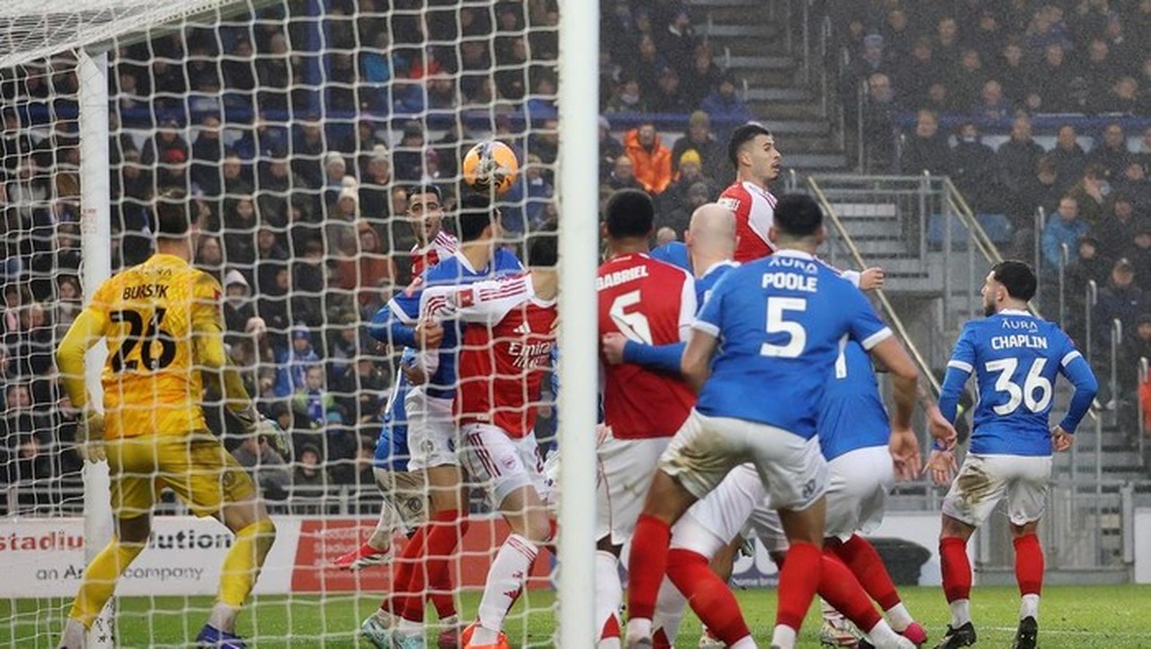 Manajer Chelsea Bela Arsenal dari Julukan ‘Set Pieces FC’, Sebut Cara Menang yang Sah