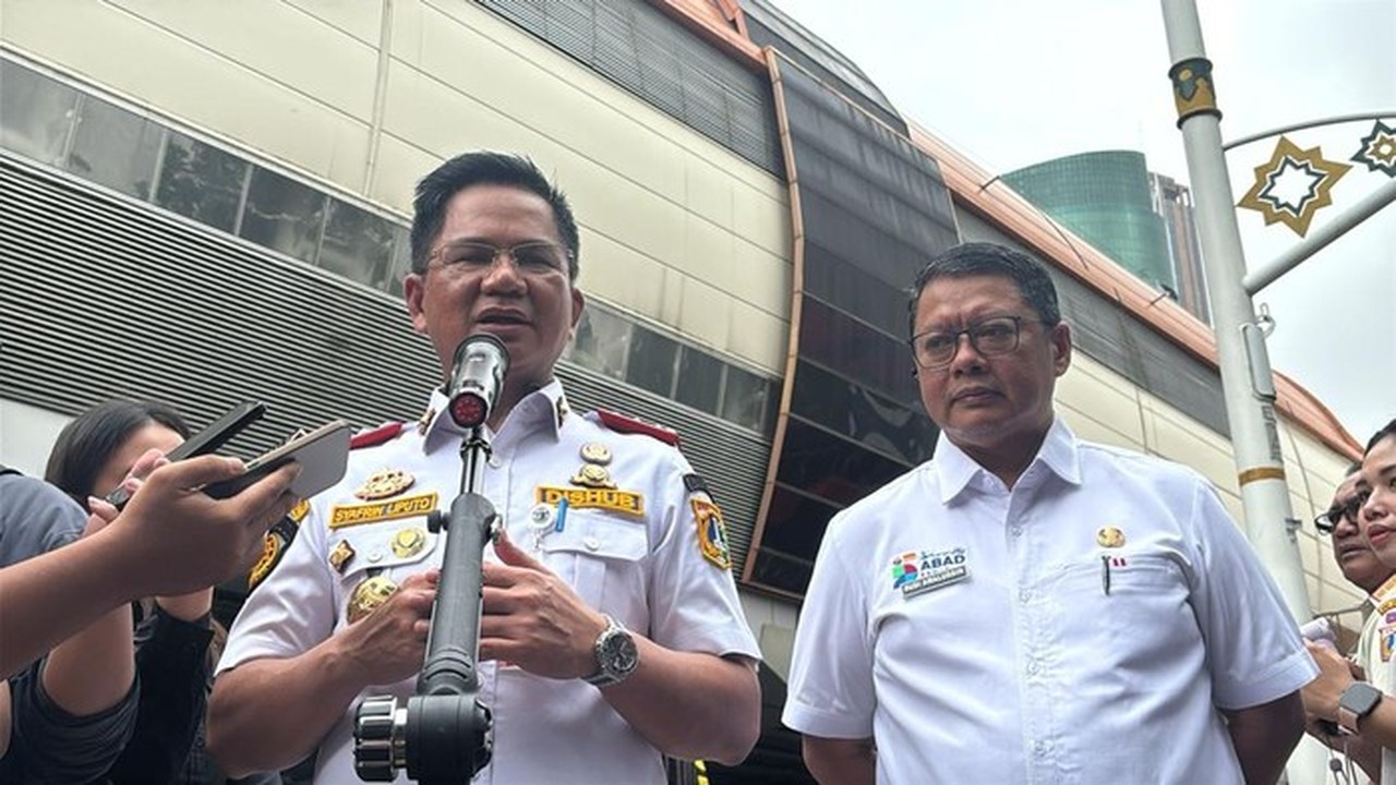 Tiang Monorel Mangrak di Rasuna Said Dipotong Malam Hari, Lalu Lintas Tetap Lancar