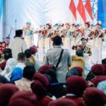 Prabowo Beri Beasiswa Kepolisian untuk Albi, Siswa SD yang Tampil Memukau di Banjarmasin