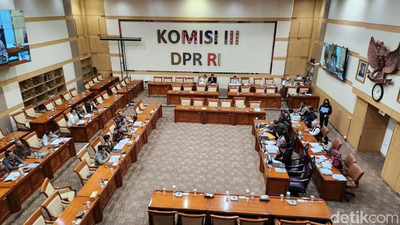 Hakim Ad Hoc Rapat Dengan Komisi Iii Dpr. (adrial/detikcom)