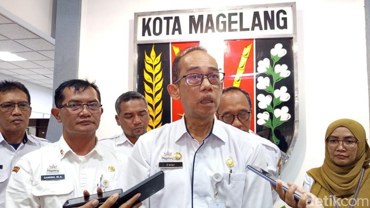 Evakuasi Jenazah Pendaki Syafiq Ali dari Gunung Slamet Rampung Setelah 15 Jam Perjuangan Evakuasi Jenazah Pendaki Syafiq Ali dari Gunung Slamet Rampung Setelah 15 Jam Perjuangan