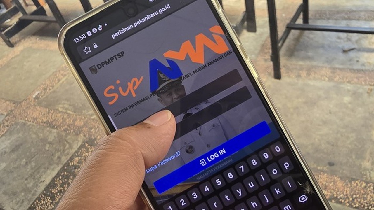 Wali Kota Pekanbaru Luncurkan SIP AMAN, Perizinan Investasi Kini Cukup 1,5 Jam Wali Kota Pekanbaru Luncurkan SIP AMAN, Perizinan Investasi Kini Cukup 1,5 Jam