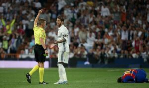 Daftar 10 Pemain Sepak Bola dengan Koleksi Kartu Merah Terbanyak Sepanjang Sejarah