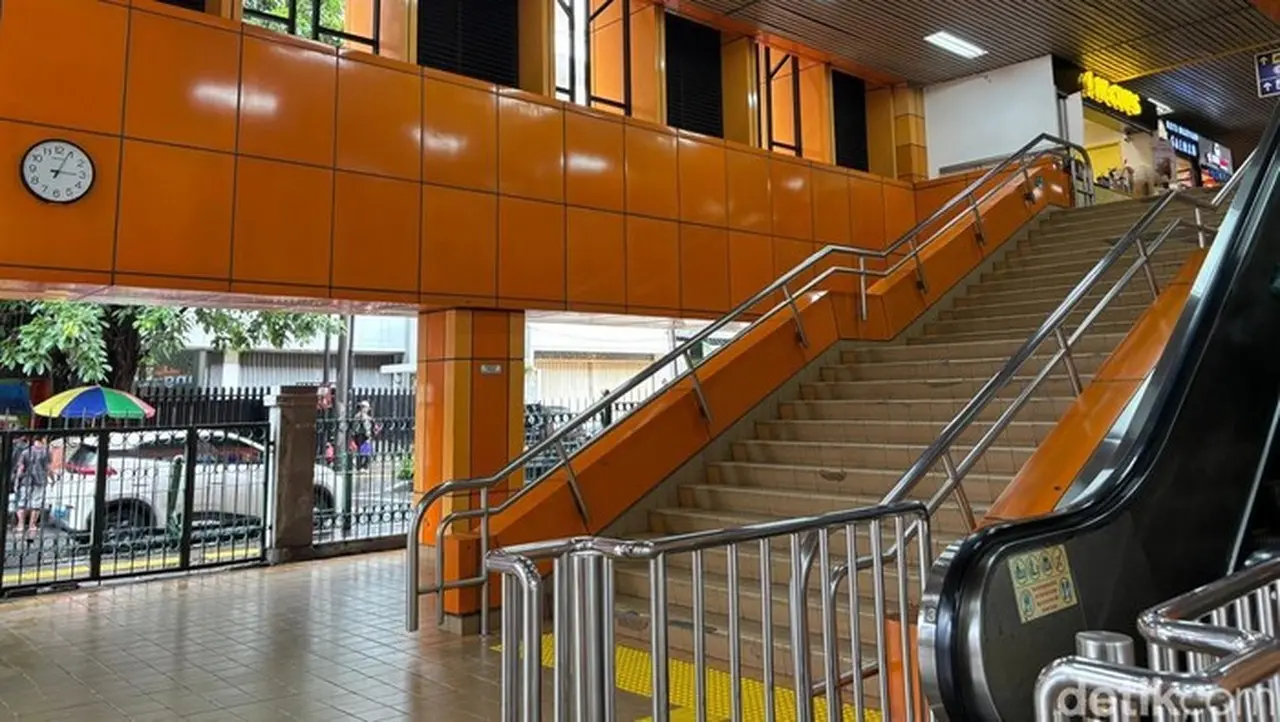 Stasiun Krl Di Jakarta (foto: Rachma/detikcom)