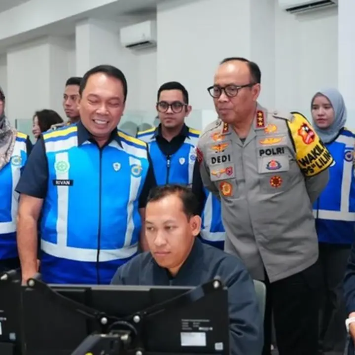 Wakapolri Pantau Arus Balik Nataru di Bekasi, Pastikan Situasi Aman dan Kondusif
