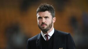 Michael Carrick Langsung Hadapi Derbi Manchester dan Duel Arsenal di Awal Kepemimpinannya