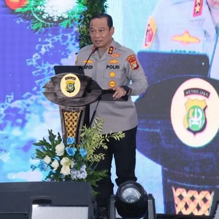 Kapolda Metro Jaya Ajak Jajaran Perkuat Ketulusan Pengabdian dalam Perayaan Natal 2025
