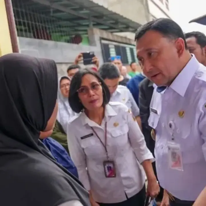 Dua Orang Tua Tewas Tersengat Listrik Saat Banjir Jakarta Utara, Biaya Sekolah Anak Ditanggung Pemkot