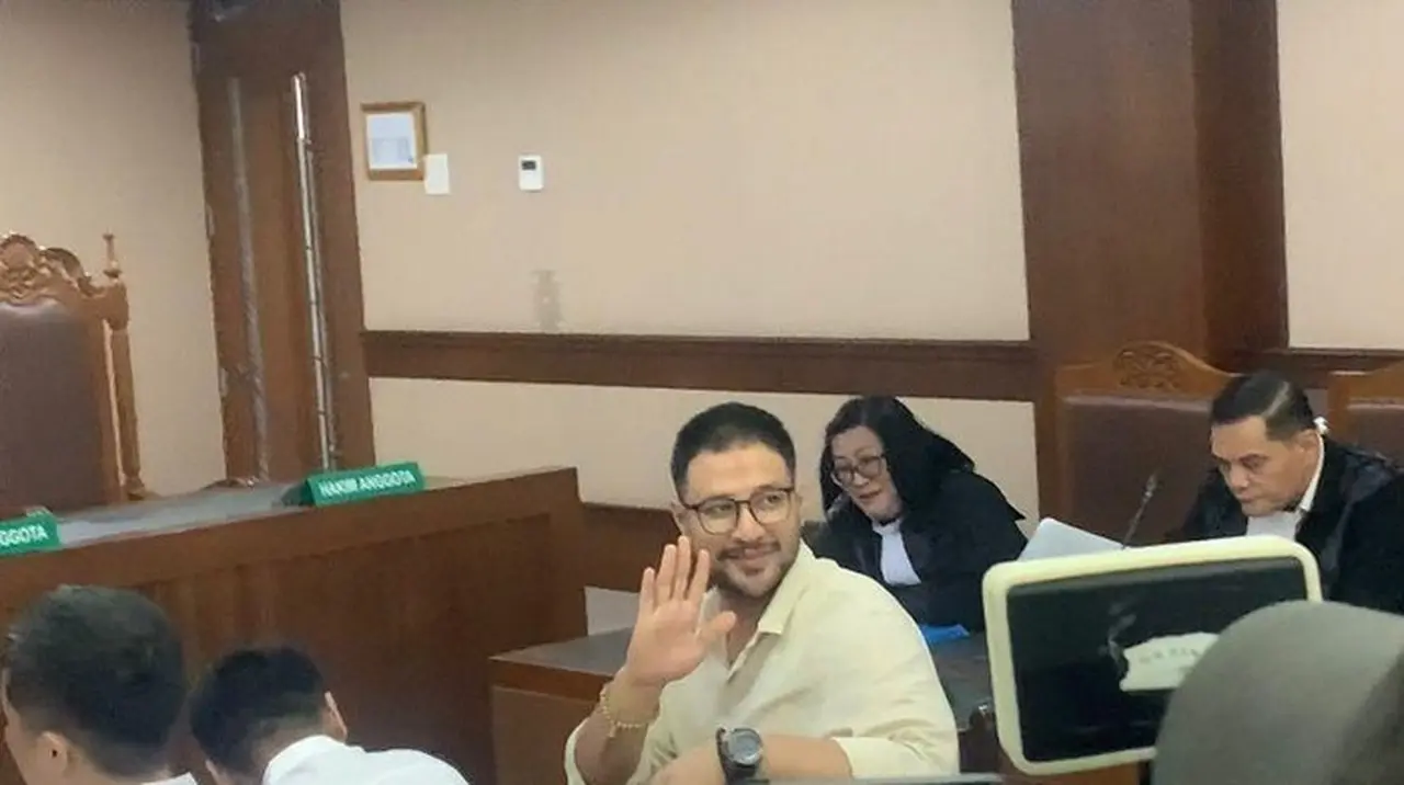 Ammar Zoni Tampil Beda Di Sidang Hari Ini (mulia Budi/detikcom)