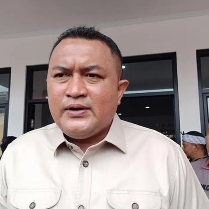 Bupati Bogor Janjikan Normalisasi Saluran Air Atasi Banjir Jalan Mayor Oking