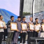 Mendes Yandri Susanto Serahkan Penghargaan Lomba Bangun Desa di Hari Desa Nasional 2026 Boyolali