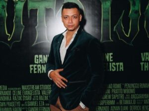 Adnan Djani Debut Akting dan Produseri Film Horor Mitologi ‘Penunggu Rumah: Buto Ijo’