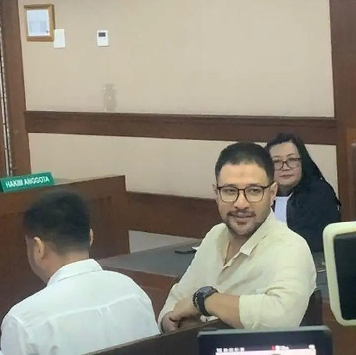 Ammar Zoni Akui Titip Klip Plastik ke Kekasih, Jaksa Ungkap Bukti Chat di Sidang Narkoba