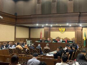 Pengacara Nadiem Makarim Bersaksi dalam Sidang Perintangan Penyidikan Kasus Migor dan Timah