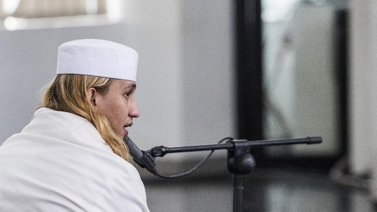 Habib Bahar Smith: Jangan Jadikan Salat Bahan Lelucon, Itu Penistaan Agama