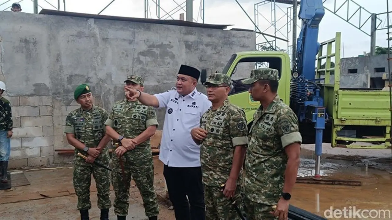 Pangdam Iii/siliwangi Mayjen Tni Kosasih Meninjau Pembangunan Koperasi Desa Kelurahan Merah Putih Di Kabupaten Bogor, Jawa Barat. (rizky Adha/detikcom)