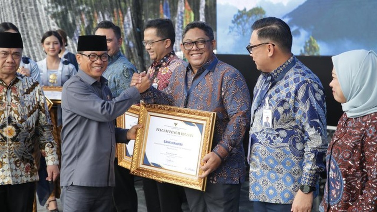 Bank Mandiri Diganjar Penghargaan di Hari Desa Nasional 2026 atas Peran Pemberdayaan