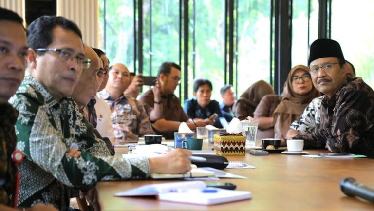 Gus Ipul Ingatkan Pemda: Transparansi Seleksi Siswa Sekolah Rakyat, Jangan Ada Titipan!