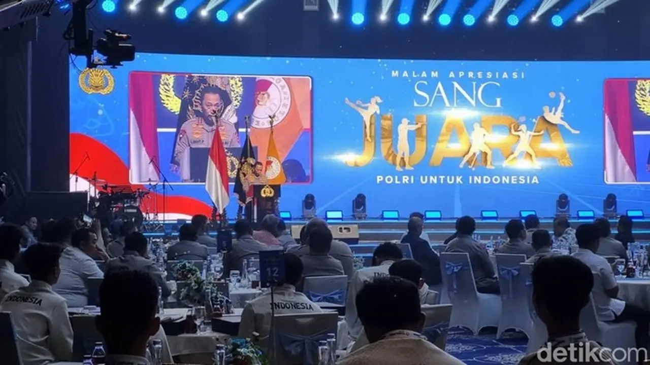 Kapolri Jenderal Listyo Sigit Prabowo Hadiri Malam Apresiasi Untuk Penerima Medali Sea Games. (taufiq Syarifudin/detikcom)