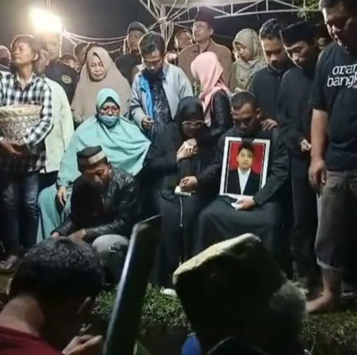 Jenazah Pendaki Syafiq Ali Tiba di Magelang, Langsung Dimakamkan di Sidotopo